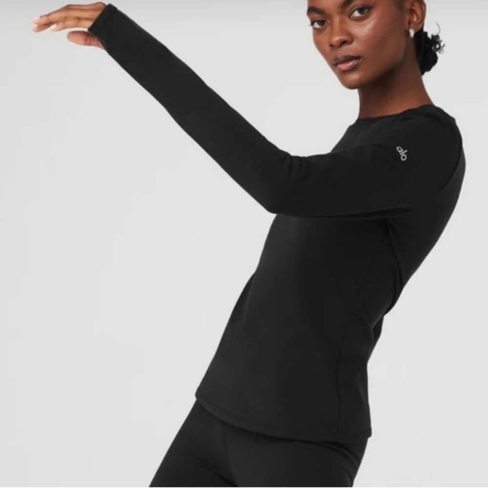 NEW TAGS ALO Yoga Black Nocturne Thumbholes